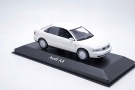 1:43 1/43 Audi B5 A4 Limuzina 1994 2001 bijeli Minichamps dužina: 10,50 centimetara